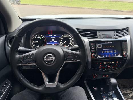 NISSAN Frontier 2.3 16V XE 4X4 CABINE DUPLA BI-TURBO DIESEL AUTOM�TICO, Foto 21