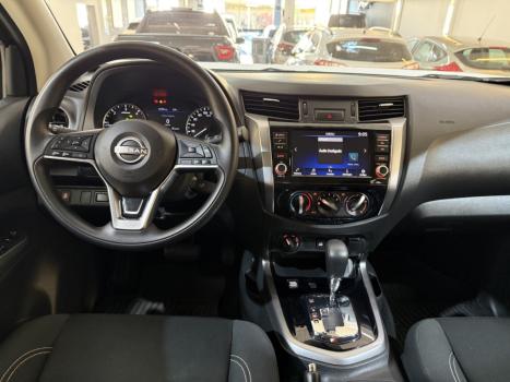 NISSAN Frontier 2.3 ATTACK CABINE DUPLA 4X4 BI-TURBO DIESEL AUTOM�TICO, Foto 13