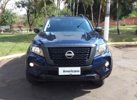 NISSAN Frontier 2.3 ATTACK CABINE DUPLA 4X4 BI-TURBO DIESEL AUTOM�TICO, Foto 2