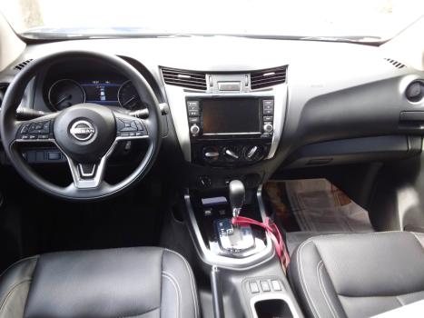 NISSAN Frontier 2.3 ATTACK CABINE DUPLA 4X4 BI-TURBO DIESEL AUTOM�TICO, Foto 4