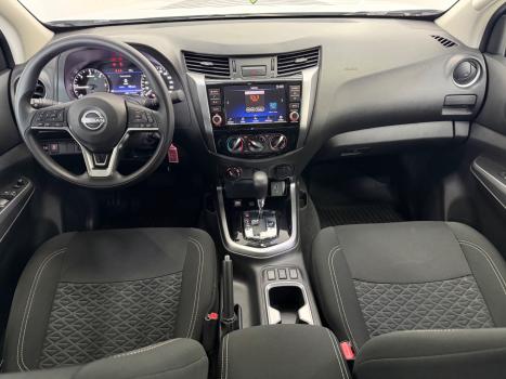 NISSAN Frontier 2.3 ATTACK CABINE DUPLA 4X4 BI-TURBO DIESEL AUTOM�TICO, Foto 4