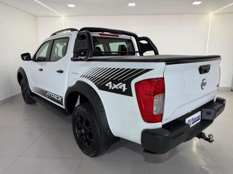 NISSAN Frontier 2.3 ATTACK CABINE DUPLA 4X4 BI-TURBO DIESEL AUTOM�TICO, Foto 11