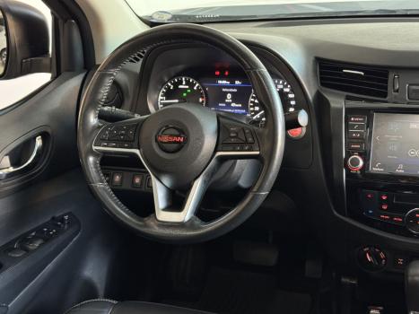NISSAN Frontier 2.3 16V PRO4X CABINE DUPLA 4X4 BI-TURBO DIESEL AUTOM�TICO, Foto 8