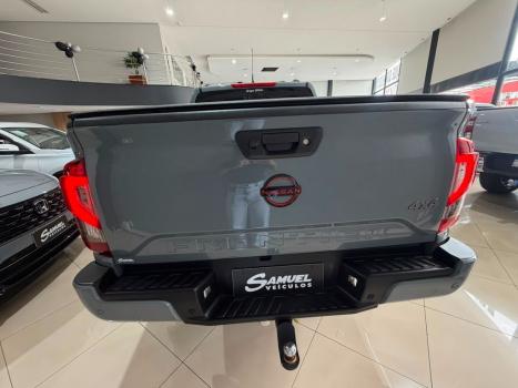 NISSAN Frontier 2.3 16V PRO4X CABINE DUPLA 4X4 BI-TURBO DIESEL AUTOM�TICO, Foto 5