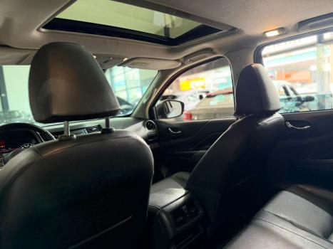 NISSAN Frontier 2.3 16V PRO4X CABINE DUPLA 4X4 BI-TURBO DIESEL AUTOM�TICO, Foto 7