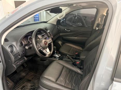 NISSAN Frontier 2.3 16V PRO4X CABINE DUPLA 4X4 BI-TURBO DIESEL AUTOM�TICO, Foto 14