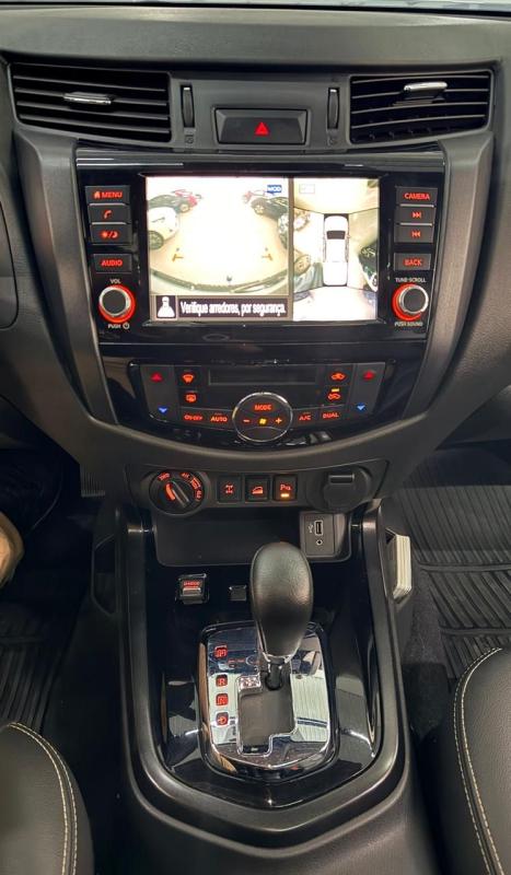NISSAN Frontier 2.3 16V PRO4X CABINE DUPLA 4X4 BI-TURBO DIESEL AUTOM�TICO, Foto 15