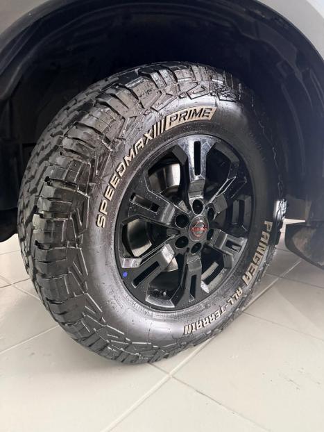 NISSAN Frontier 2.3 16V PRO4X CABINE DUPLA 4X4 BI-TURBO DIESEL AUTOM�TICO, Foto 18