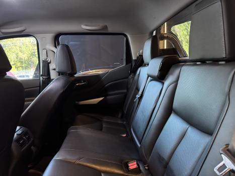 NISSAN Frontier 2.3 16V XE 4X4 CABINE DUPLA BI-TURBO DIESEL AUTOM�TICO, Foto 7