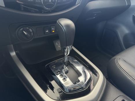 NISSAN Frontier 2.3 16V XE 4X4 CABINE DUPLA BI-TURBO DIESEL AUTOM�TICO, Foto 14