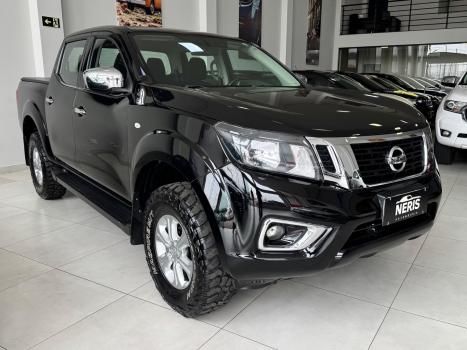 NISSAN Frontier 2.3 16V SE 4X4 CABINE DUPLA BI-TURBO DIESEL AUTOM�TICO, Foto 3
