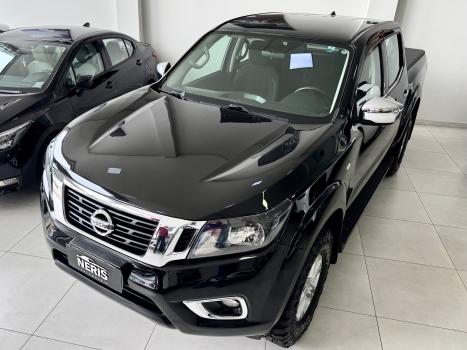 NISSAN Frontier 2.3 16V SE 4X4 CABINE DUPLA BI-TURBO DIESEL AUTOM�TICO, Foto 4
