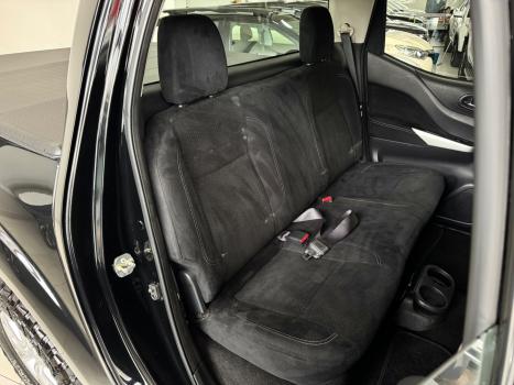 NISSAN Frontier 2.3 16V SE 4X4 CABINE DUPLA BI-TURBO DIESEL AUTOM�TICO, Foto 9