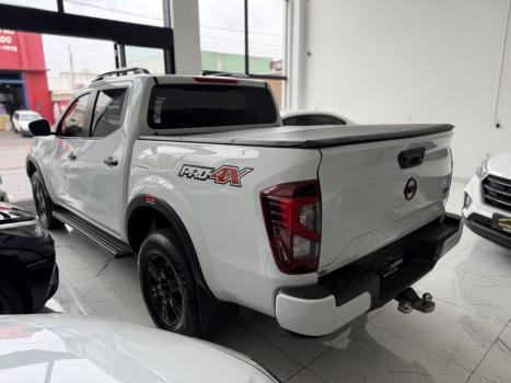 NISSAN Frontier 2.3 16V PRO4X CABINE DUPLA 4X4 BI-TURBO DIESEL AUTOM�TICO, Foto 5