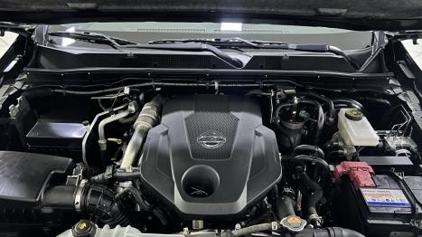 NISSAN Frontier 2.3 16V PRO4X CABINE DUPLA 4X4 BI-TURBO DIESEL AUTOM�TICO, Foto 13