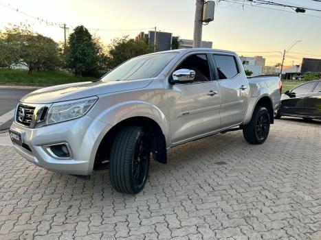 NISSAN Frontier 2.3 16V XE 4X4 CABINE DUPLA BI-TURBO DIESEL AUTOM�TICO, Foto 4