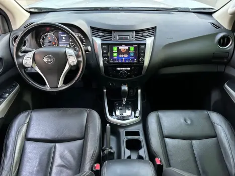 NISSAN Frontier 2.3 16V XE 4X4 CABINE DUPLA BI-TURBO DIESEL AUTOM�TICO, Foto 14