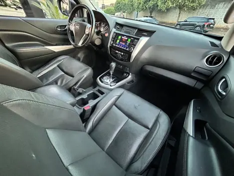 NISSAN Frontier 2.3 16V XE 4X4 CABINE DUPLA BI-TURBO DIESEL AUTOM�TICO, Foto 15