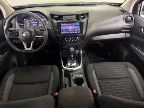 NISSAN Frontier 2.3 ATTACK CABINE DUPLA 4X4 BI-TURBO DIESEL AUTOM�TICO, Foto 4