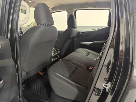 NISSAN Frontier 2.3 ATTACK CABINE DUPLA 4X4 BI-TURBO DIESEL AUTOM�TICO, Foto 7