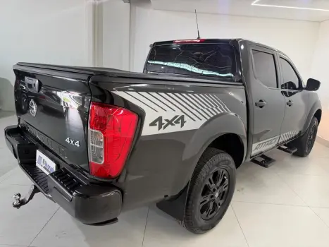 NISSAN Frontier 2.3 ATTACK CABINE DUPLA 4X4 BI-TURBO DIESEL AUTOM�TICO, Foto 10