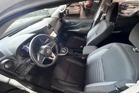 NISSAN Frontier 2.3 16V SE 4X4 CABINE DUPLA BI-TURBO DIESEL AUTOM�TICO, Foto 3