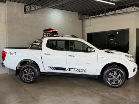 NISSAN Frontier 2.3 16V SE 4X4 CABINE DUPLA BI-TURBO DIESEL AUTOM�TICO, Foto 2