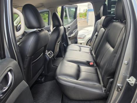 NISSAN Frontier 2.3 ATTACK CABINE DUPLA BI-TURBO DIESEL AUTOM�TICO, Foto 4