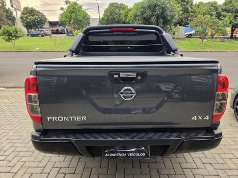 NISSAN Frontier 2.3 ATTACK CABINE DUPLA BI-TURBO DIESEL AUTOM�TICO, Foto 6