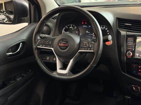 NISSAN Frontier 2.3 16V PRO4X CABINE DUPLA 4X4 BI-TURBO DIESEL AUTOM�TICO, Foto 9