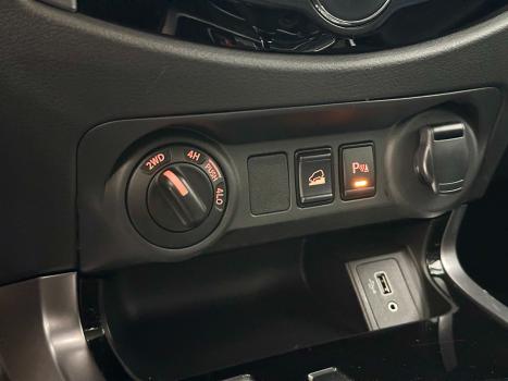 NISSAN Frontier 2.3 16V XE 4X4 CABINE DUPLA BI-TURBO DIESEL AUTOMÁTICO, Foto 12