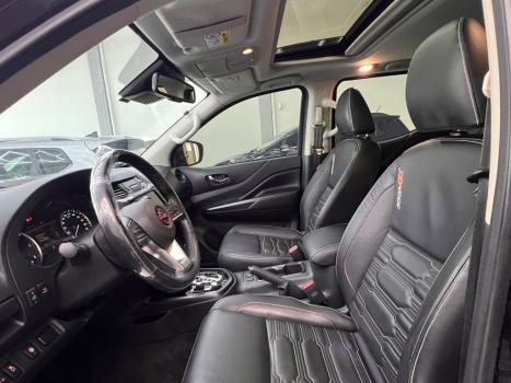 NISSAN Frontier 2.3 16V PRO4X CABINE DUPLA 4X4 BI-TURBO DIESEL AUTOMÁTICO, Foto 8