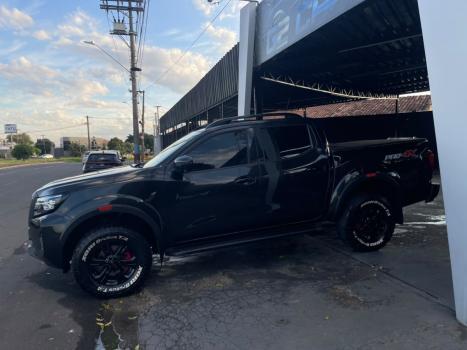 NISSAN Frontier 2.3 16V PRO4X CABINE DUPLA 4X4 BI-TURBO DIESEL AUTOMÁTICO, Foto 4