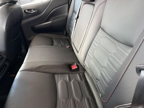 NISSAN Frontier 2.3 16V PRO4X CABINE DUPLA 4X4 BI-TURBO DIESEL AUTOMÁTICO, Foto 5