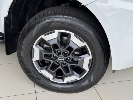 NISSAN Frontier 2.3 16V PLATINUM CABINE DUPLA 4X4 BI-TURBO DIESEL AUTOMÁTICO, Foto 6