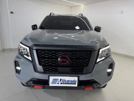 NISSAN Frontier 2.3 16V PRO4X CABINE DUPLA 4X4 BI-TURBO DIESEL AUTOMÁTICO, Foto 2