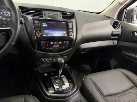 NISSAN Frontier 2.3 16V PRO4X CABINE DUPLA 4X4 BI-TURBO DIESEL AUTOMÁTICO, Foto 9