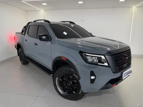 NISSAN Frontier 2.3 16V PRO4X CABINE DUPLA 4X4 BI-TURBO DIESEL AUTOMÁTICO, Foto 17