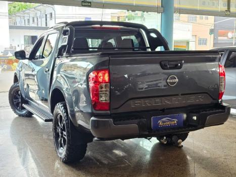 NISSAN Frontier 2.3 ATTACK CABINE DUPLA 4X4 BI-TURBO DIESEL AUTOMÁTICO, Foto 3