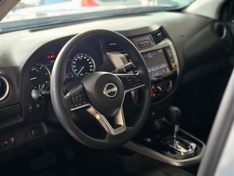 NISSAN Frontier 2.3 ATTACK CABINE DUPLA 4X4 BI-TURBO DIESEL AUTOMÁTICO, Foto 5