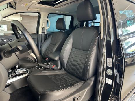 NISSAN Frontier 2.3 16V PLATINUM CABINE DUPLA 4X4 BI-TURBO DIESEL AUTOMÁTICO, Foto 14