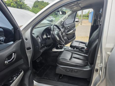 NISSAN Frontier 2.3 16V XE 4X4 CABINE DUPLA BI-TURBO DIESEL AUTOMÁTICO, Foto 21