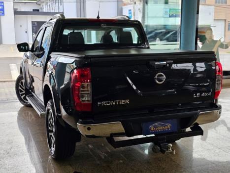 NISSAN Frontier 2.3 16V LE 4X4 CABINE DUPLA BI-TURBO DIESEL AUTOMÁTICO, Foto 3