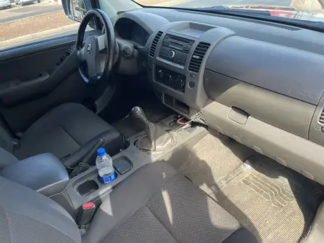 NISSAN Frontier 2.5 XE TURBO DIESEL CABINE DUPLA, Foto 7