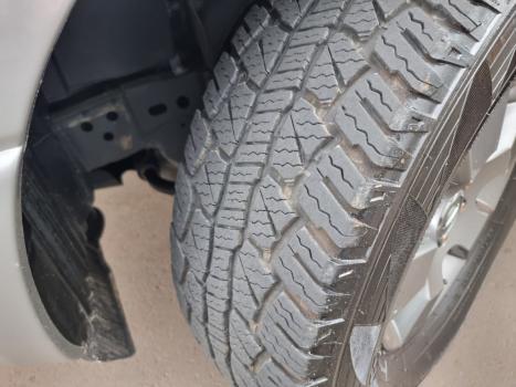 NISSAN Frontier 2.5 SE 4X4 TURBO DIESEL CABINE DUPLA, Foto 10 NISSAN Frontier 2.5 SE 4X4 TURBO DIESEL CABINE DUPLA, Foto 10