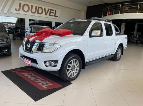 NISSAN Frontier 2.5 SL 4X4 TURBO DIESEL CABINE DUPLA AUTOMTICO, Foto 2