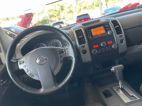 NISSAN Frontier 2.5 SL 4X4 TURBO DIESEL CABINE DUPLA AUTOMTICO, Foto 7