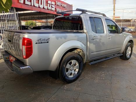 NISSAN Frontier 2.5 4X4 LE CABINE DUPLA TURBO DIESEL AUTOMTICO, Foto 6