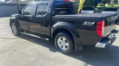 NISSAN Frontier 2.5 4X4 LE CABINE DUPLA TURBO DIESEL AUTOM�TICO, Foto 6