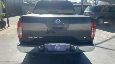 NISSAN Frontier 2.5 4X4 LE CABINE DUPLA TURBO DIESEL AUTOM�TICO, Foto 7